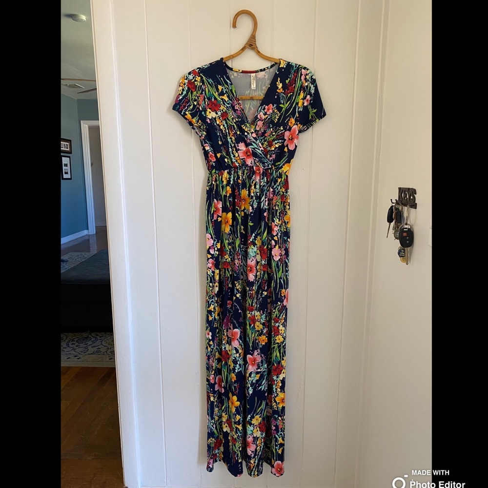 Navy Floral Motherbee Maternity Dress sz M